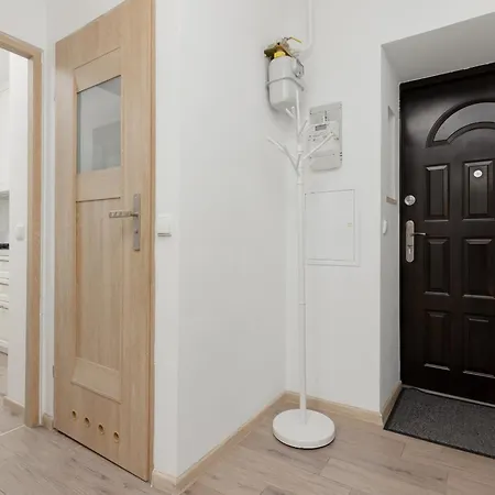 公寓 Modern Two-bedroom By Renters 华沙