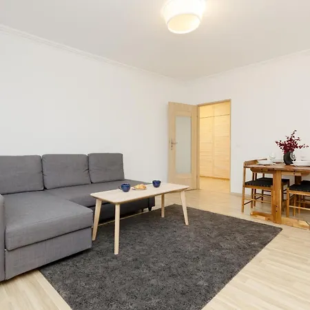 Modern Two-bedroom By Renters * 华沙