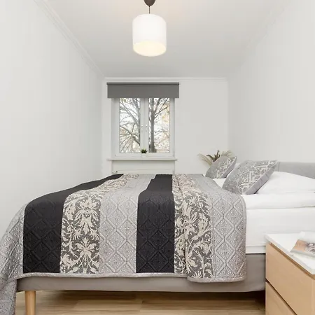 公寓 Modern Two-bedroom By Renters 华沙