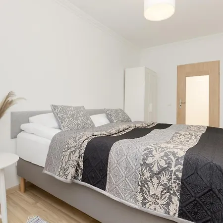 Apartman Modern Two-bedroom By Renters